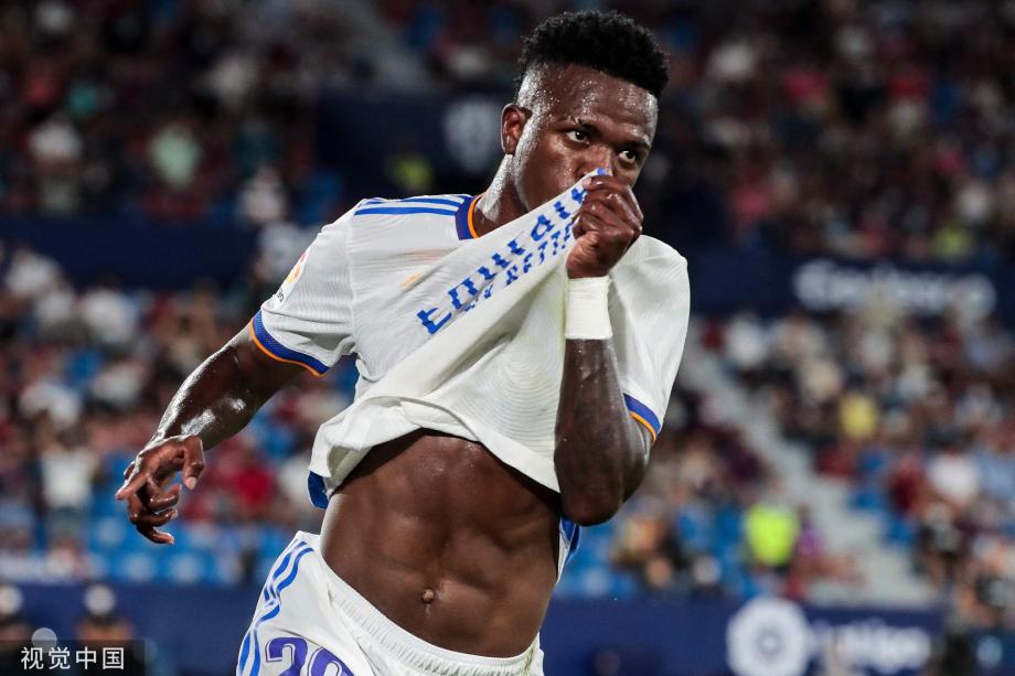 每一个人都 每一个人都