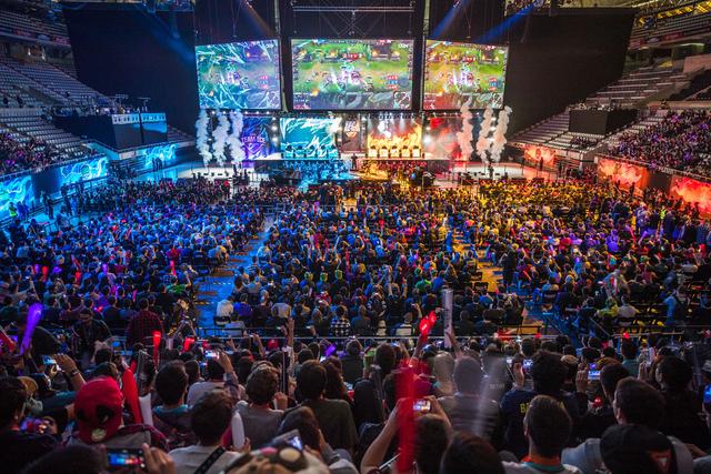 另一方面 另一方面