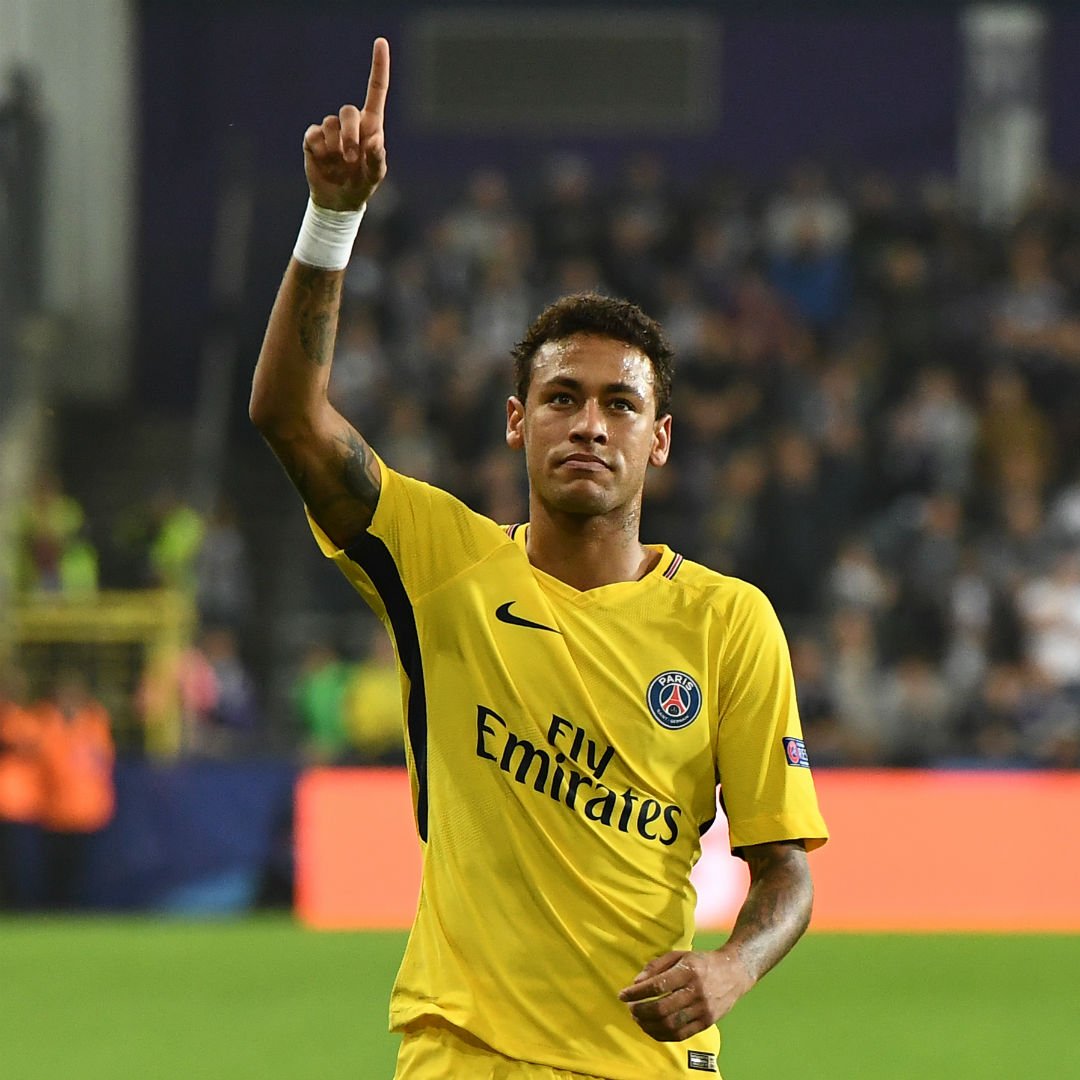 强中场控制 强中场控制